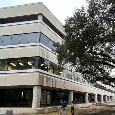 Commercial window cleaning Missouri City